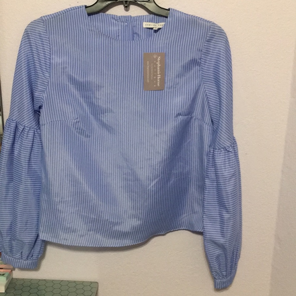 Med English Factory NWT balloon sleeve blouse